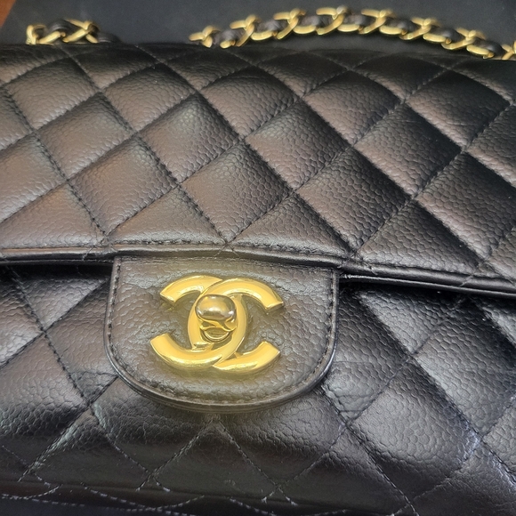 Chanel Black medium double flap - Picture 8 of 15